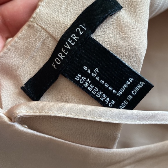 Forever 21 Ivory Gold Mini Dress Size Small - Picture 6 of 10